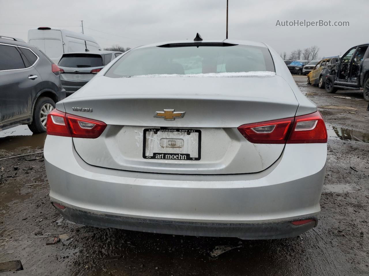 2019 Chevrolet Malibu Ls Серебряный vin: 1G1ZB5ST4KF184745