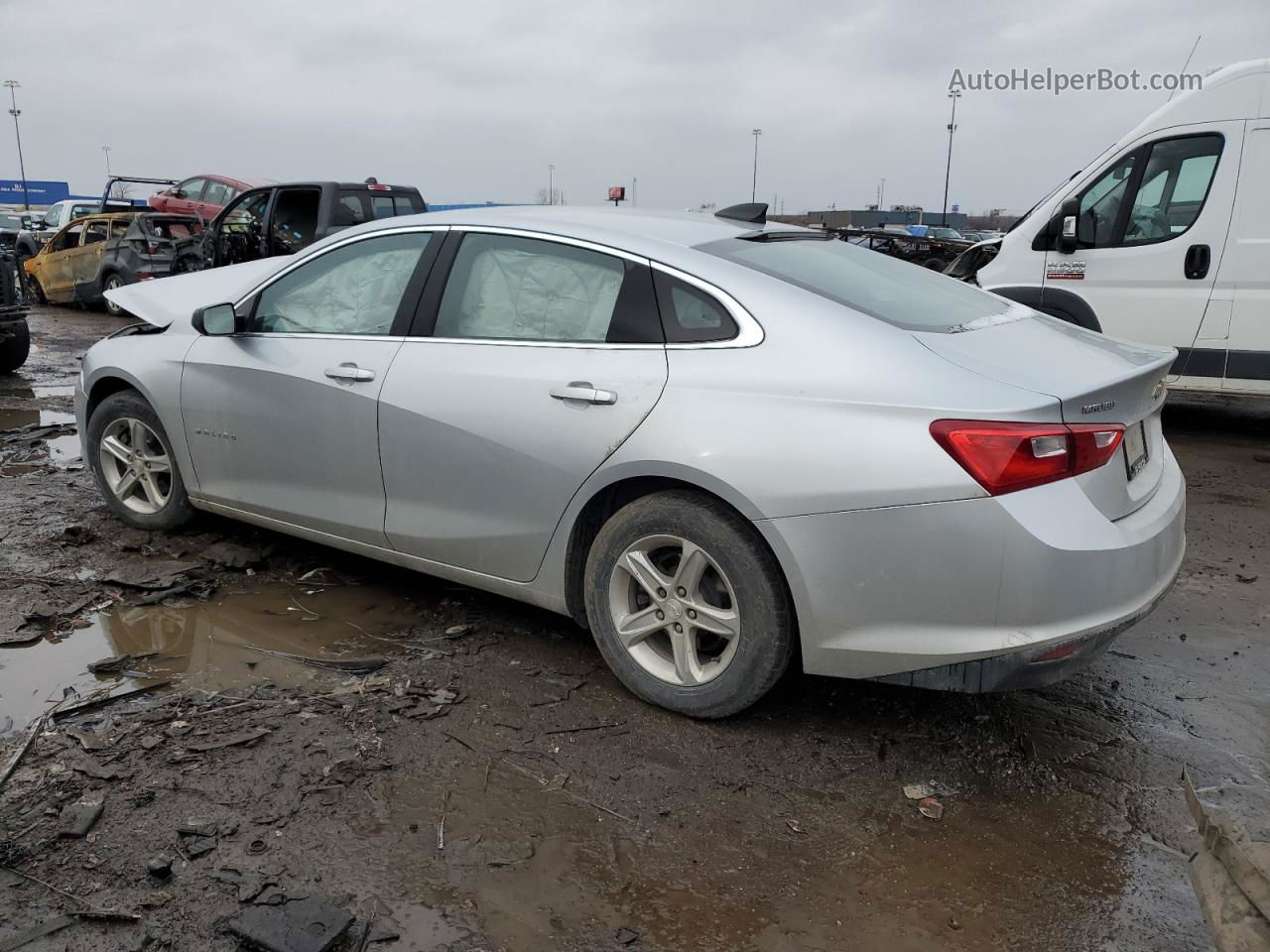 2019 Chevrolet Malibu Ls Серебряный vin: 1G1ZB5ST4KF184745