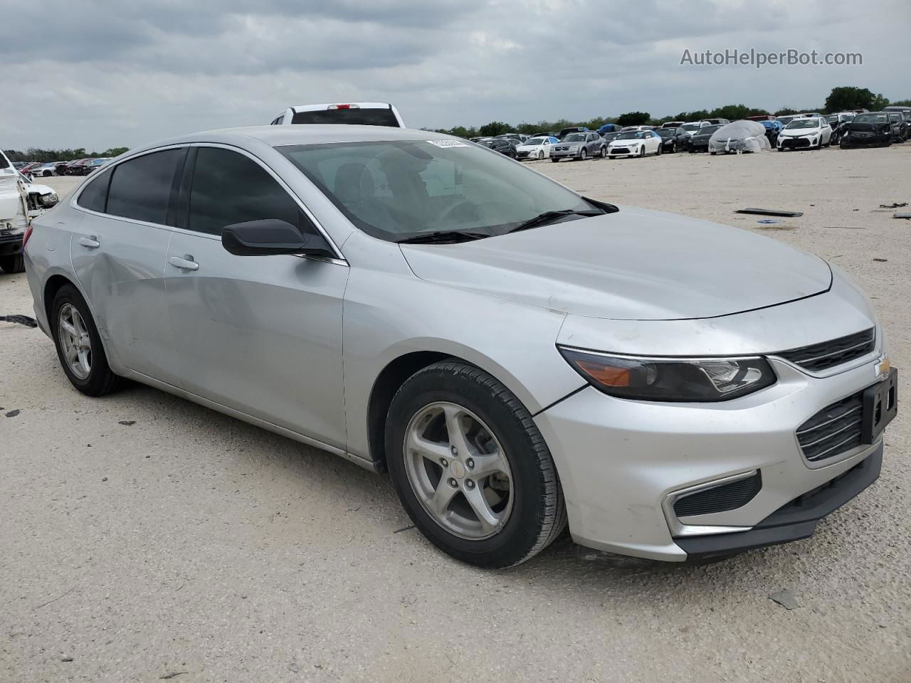 2017 Chevrolet Malibu Ls Silver vin: 1G1ZB5ST5HF260451