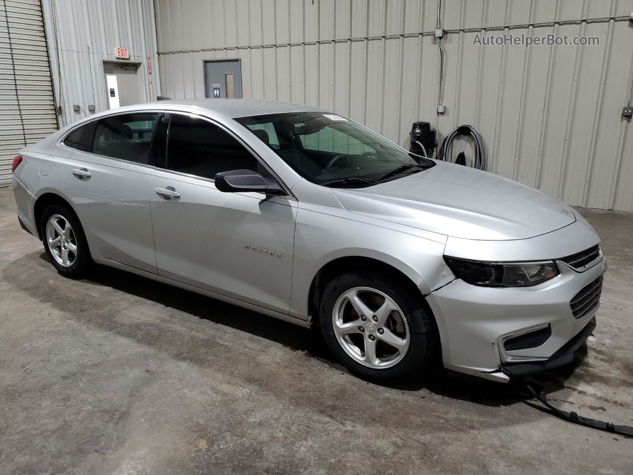 2017 Chevrolet Malibu Ls Silver vin: 1G1ZB5ST7HF277915