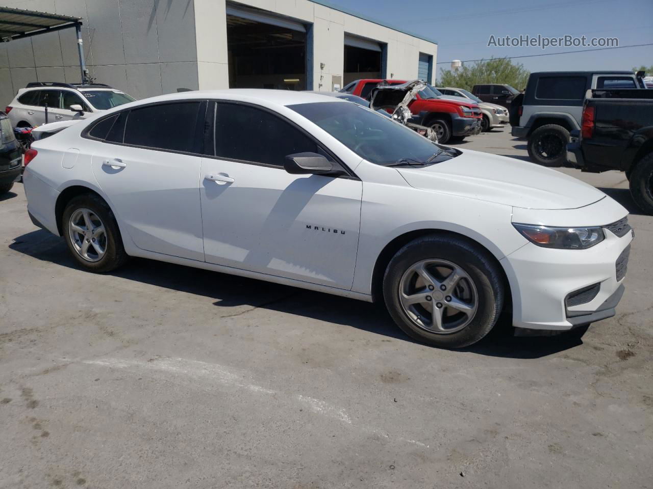 2018 Chevrolet Malibu Ls White vin: 1G1ZB5ST8JF236635