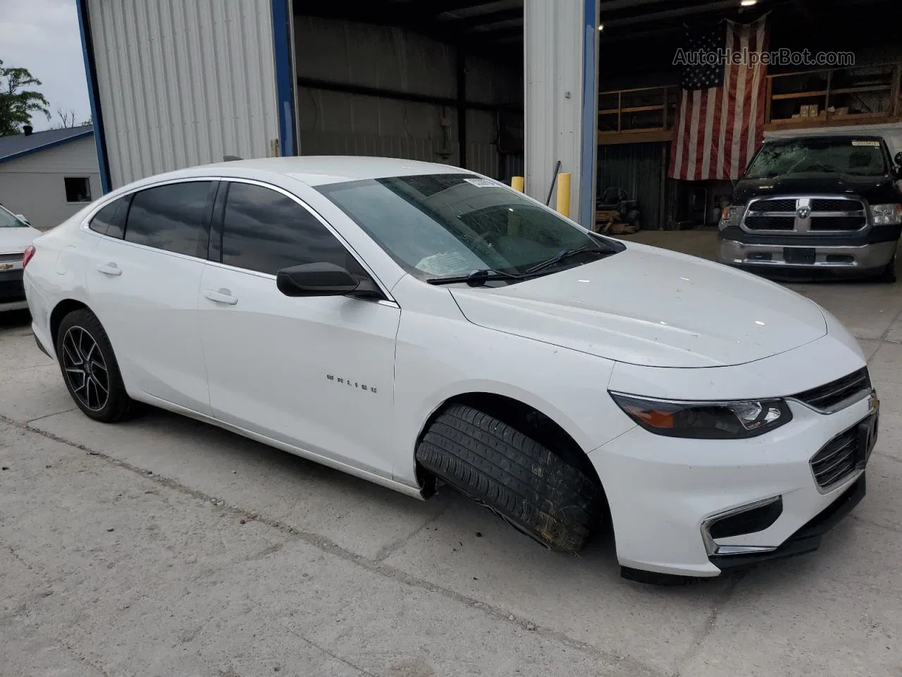 2017 Chevrolet Malibu Ls White vin: 1G1ZB5ST9HF292528