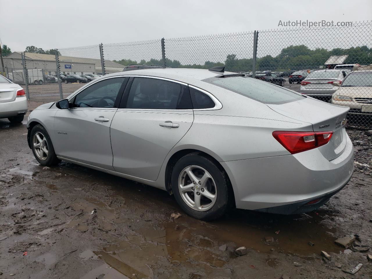 2017 Chevrolet Malibu Ls Silver vin: 1G1ZB5STXHF135350