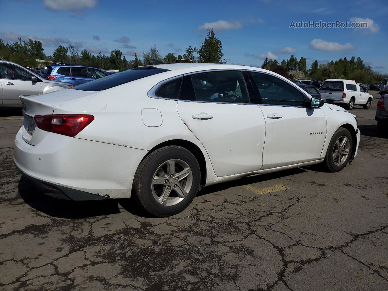 2019 Chevrolet Malibu Ls White vin: 1G1ZC5ST1KF213504