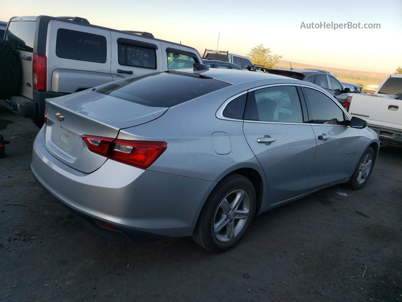 2021 Chevrolet Malibu Ls Silver vin: 1G1ZC5ST4MF081910