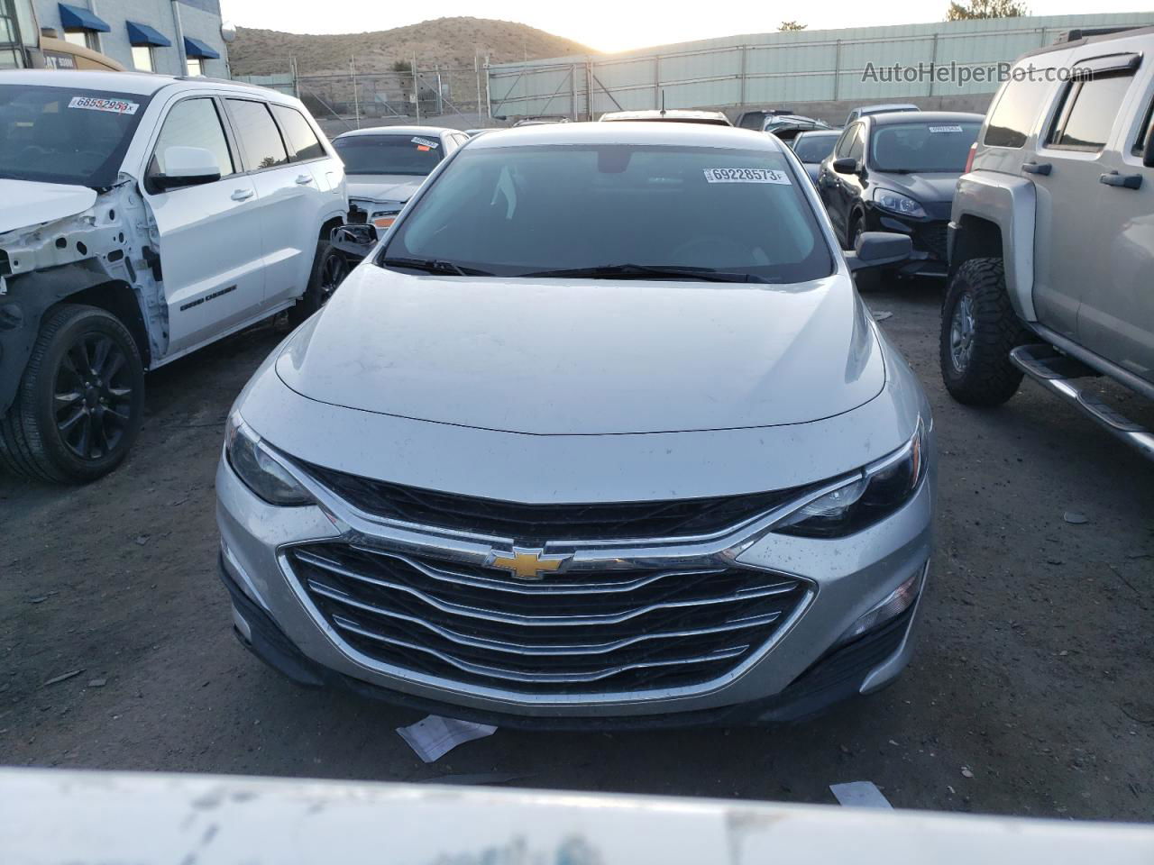 2021 Chevrolet Malibu Ls Silver vin: 1G1ZC5ST4MF081910