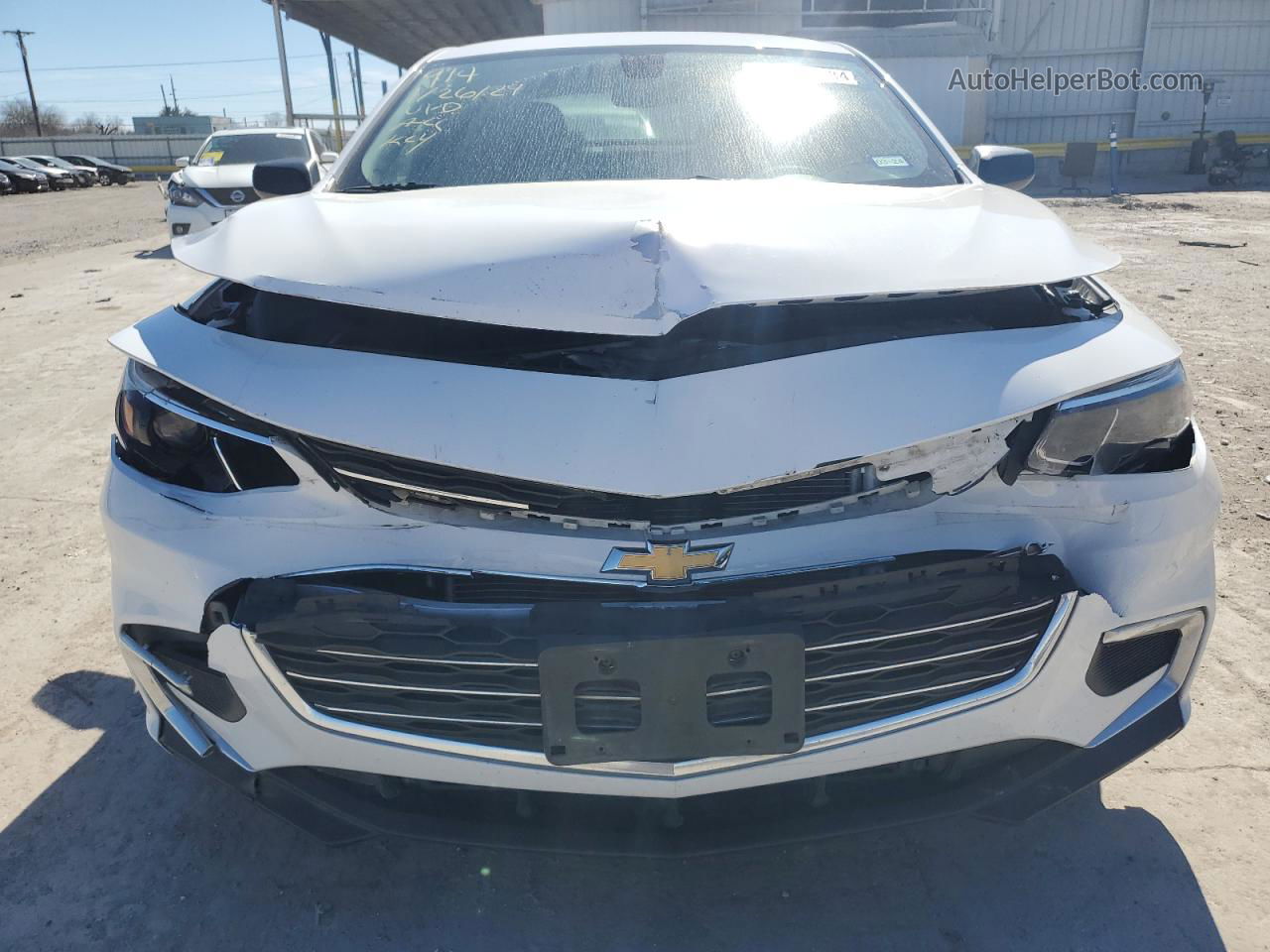 2018 Chevrolet Malibu Ls Белый vin: 1G1ZC5ST6JF248733