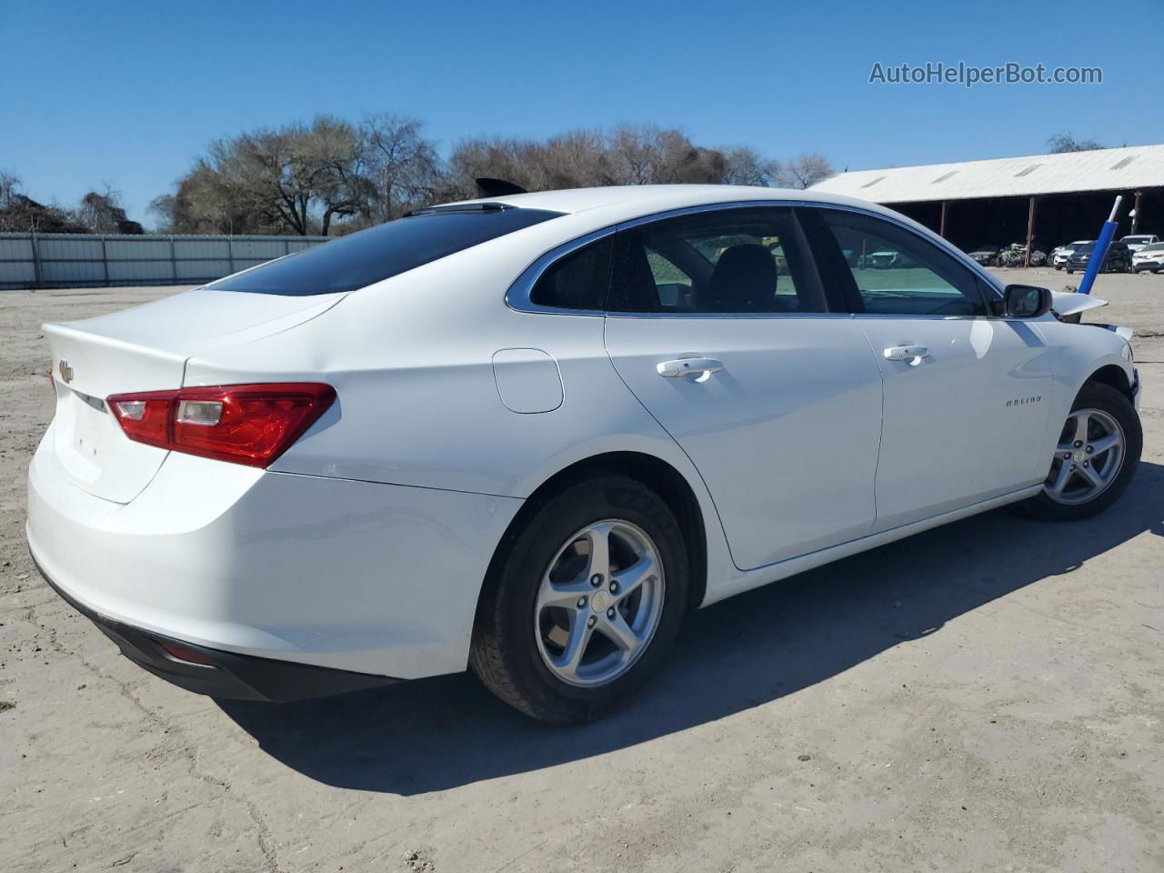 2018 Chevrolet Malibu Ls White vin: 1G1ZC5ST6JF248733