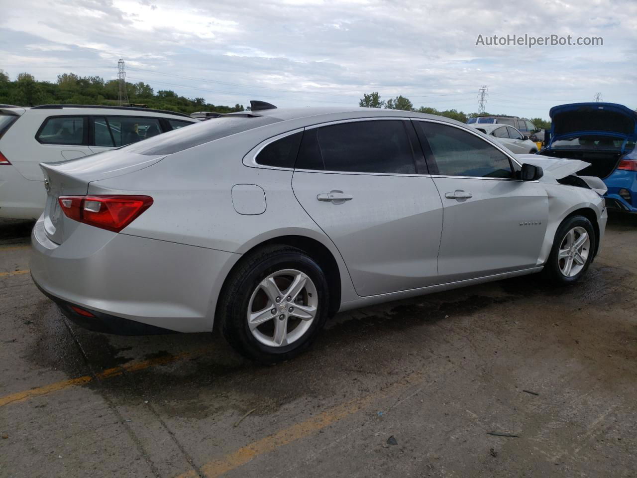 2018 Chevrolet Malibu Ls Серебряный vin: 1G1ZC5ST9JF119191