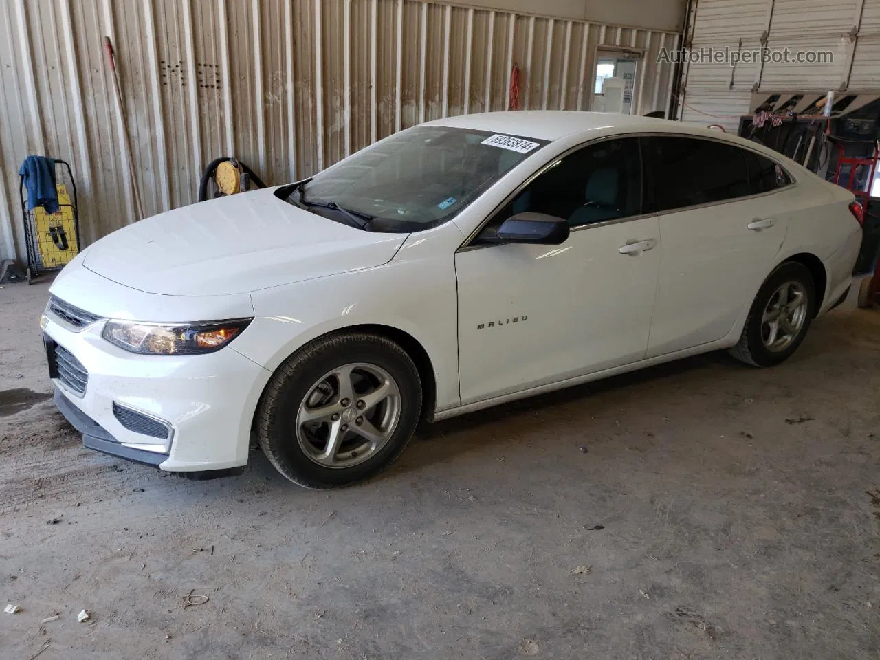 2017 Chevrolet Malibu Ls White vin: 1G1ZC5STXHF227085