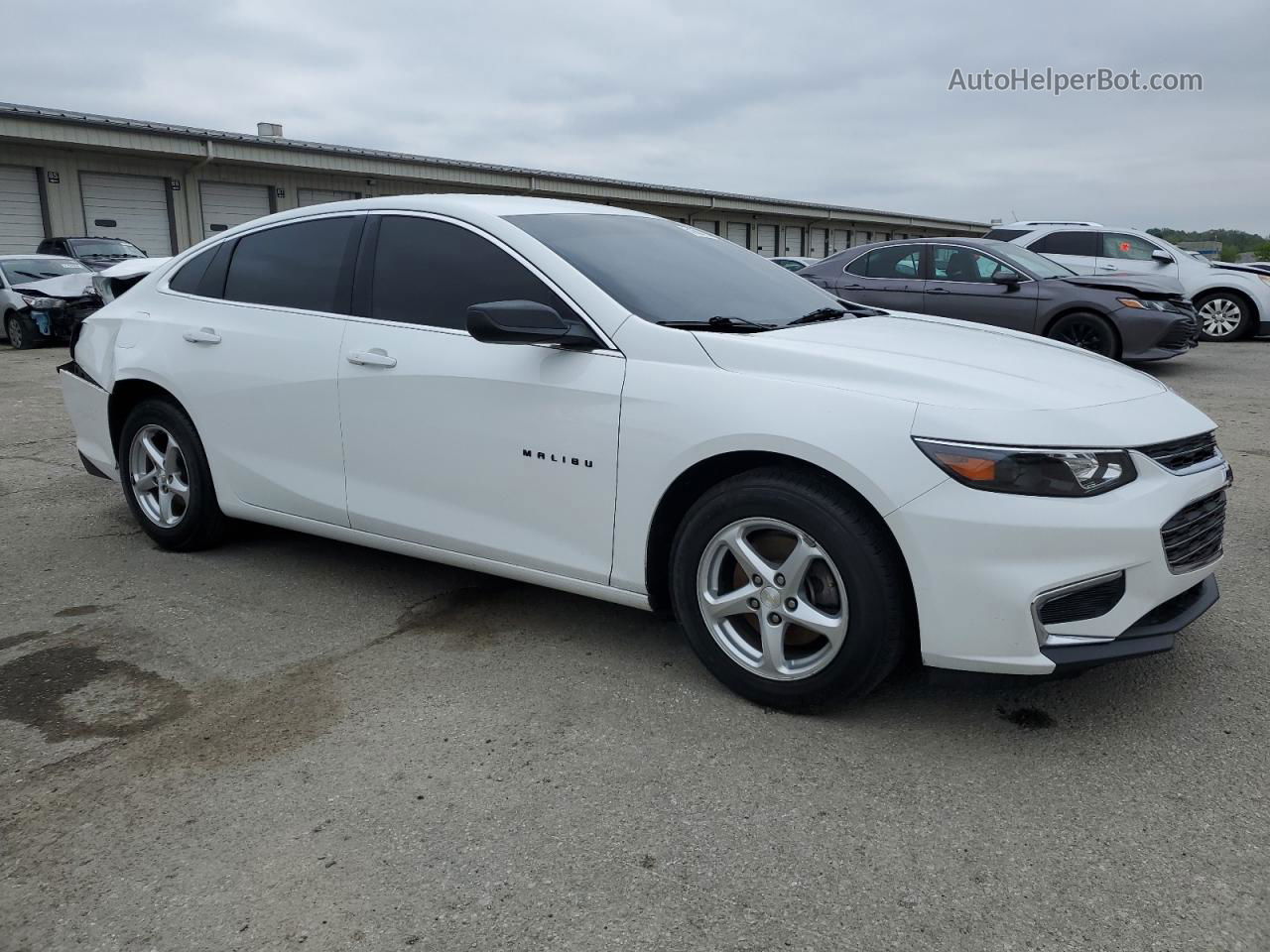 2017 Chevrolet Malibu Ls White vin: 1G1ZC5STXHF256490