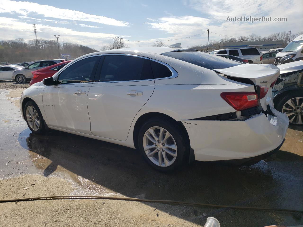 2018 Chevrolet Malibu Lt White vin: 1G1ZD5ST0JF199400