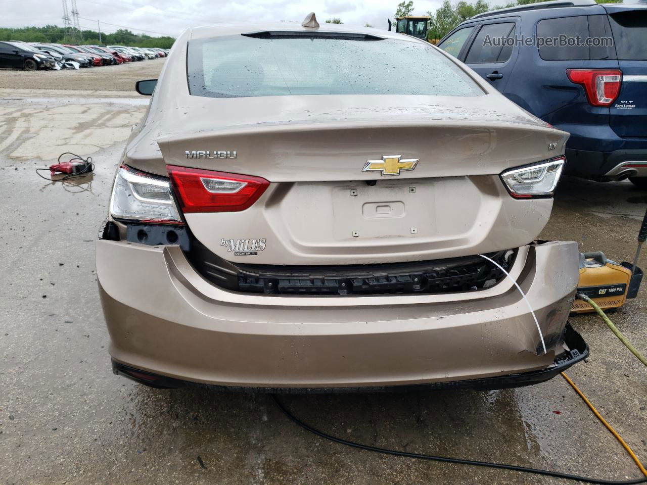 2018 Chevrolet Malibu Lt Brown vin: 1G1ZD5ST0JF256372