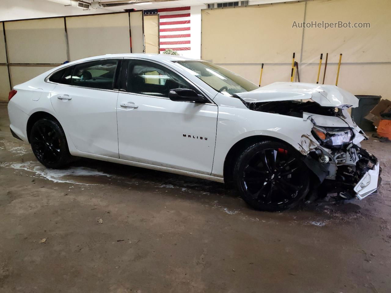 2018 Chevrolet Malibu Lt White vin: 1G1ZD5ST1JF130778