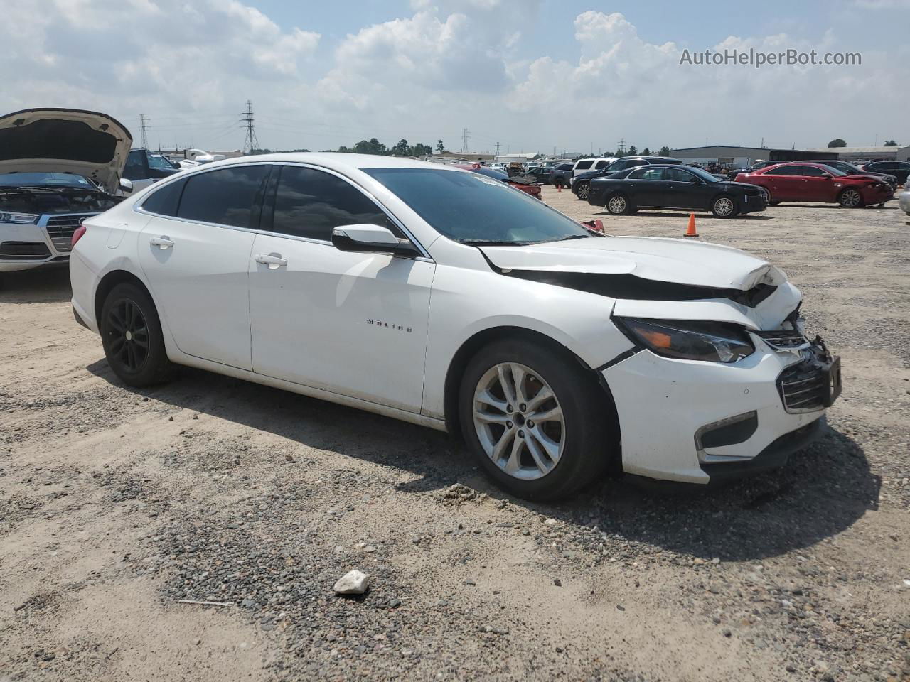 2018 Chevrolet Malibu Lt White vin: 1G1ZD5ST1JF184565