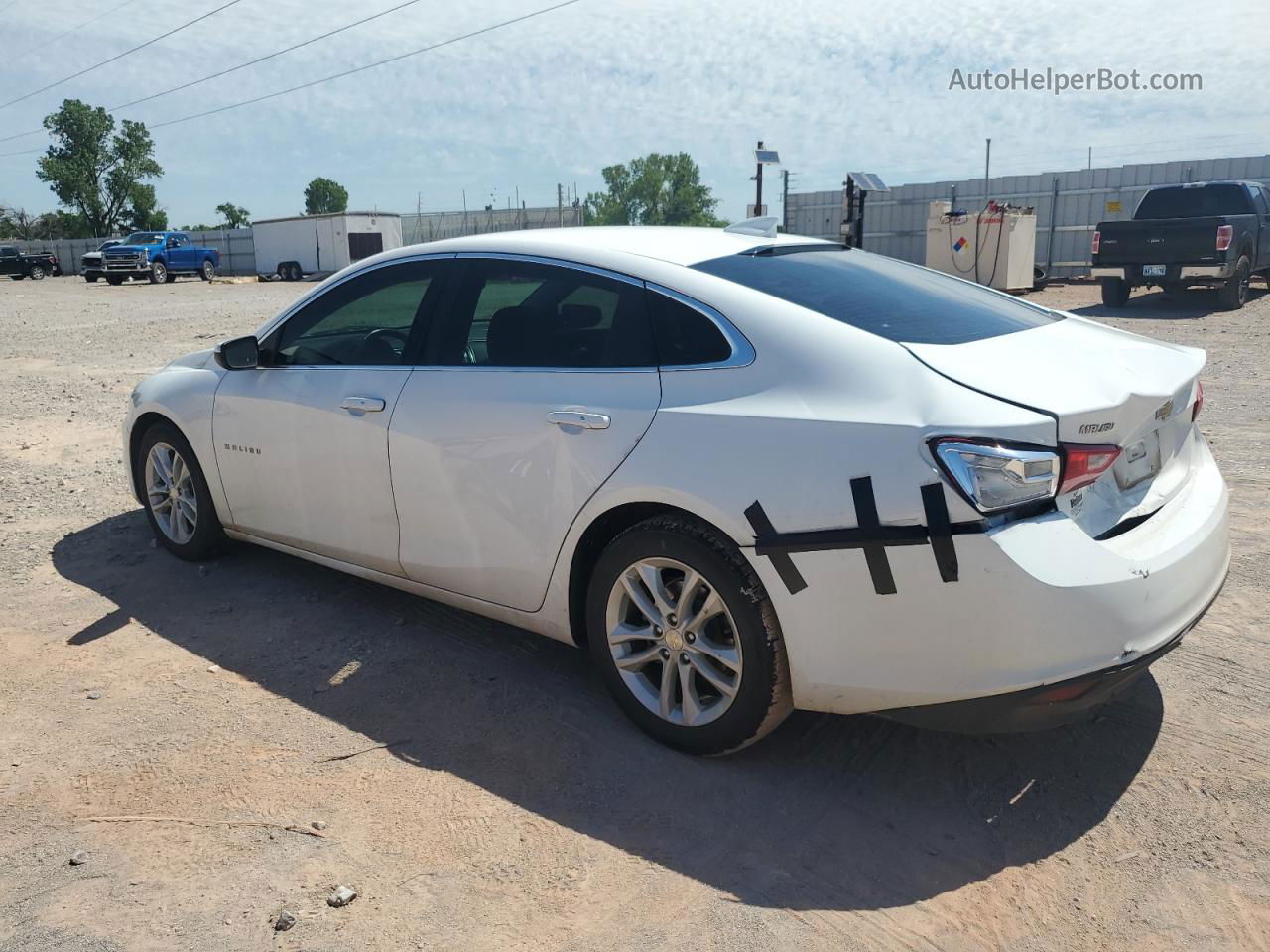 2018 Chevrolet Malibu Lt White vin: 1G1ZD5ST1JF203101