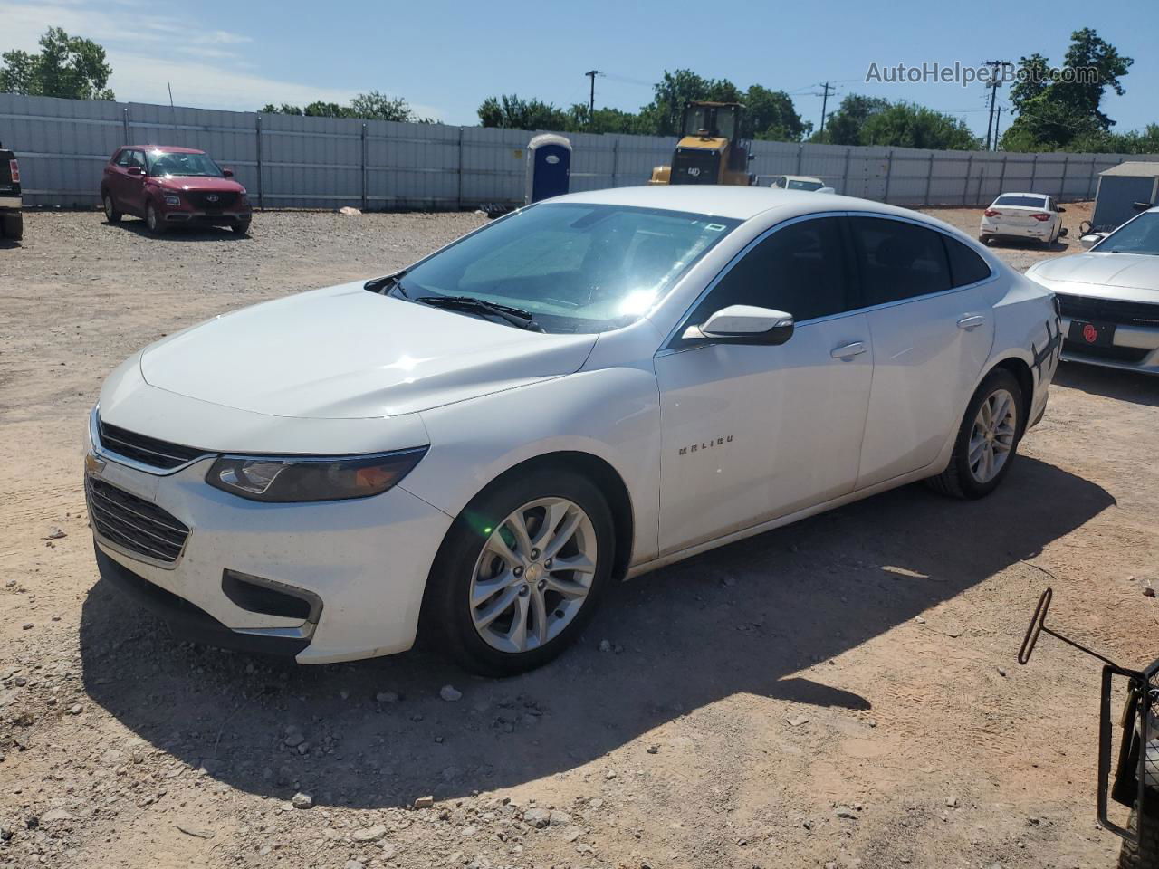 2018 Chevrolet Malibu Lt White vin: 1G1ZD5ST1JF203101