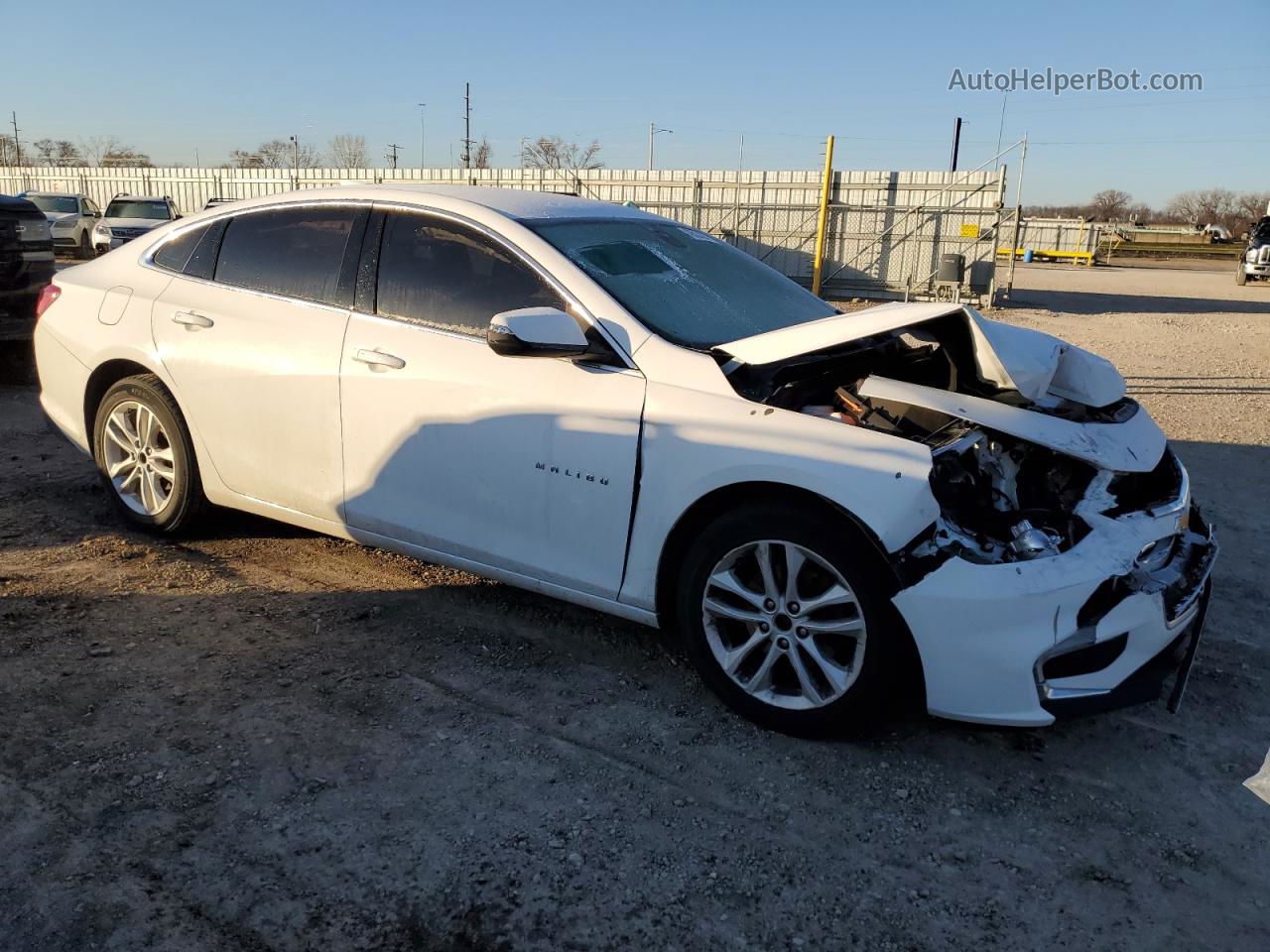 2018 Chevrolet Malibu Lt White vin: 1G1ZD5ST2JF247558