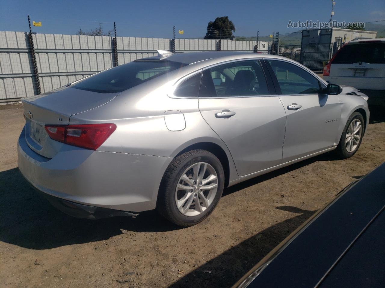 2018 Chevrolet Malibu Lt Silver vin: 1G1ZD5ST3JF139143