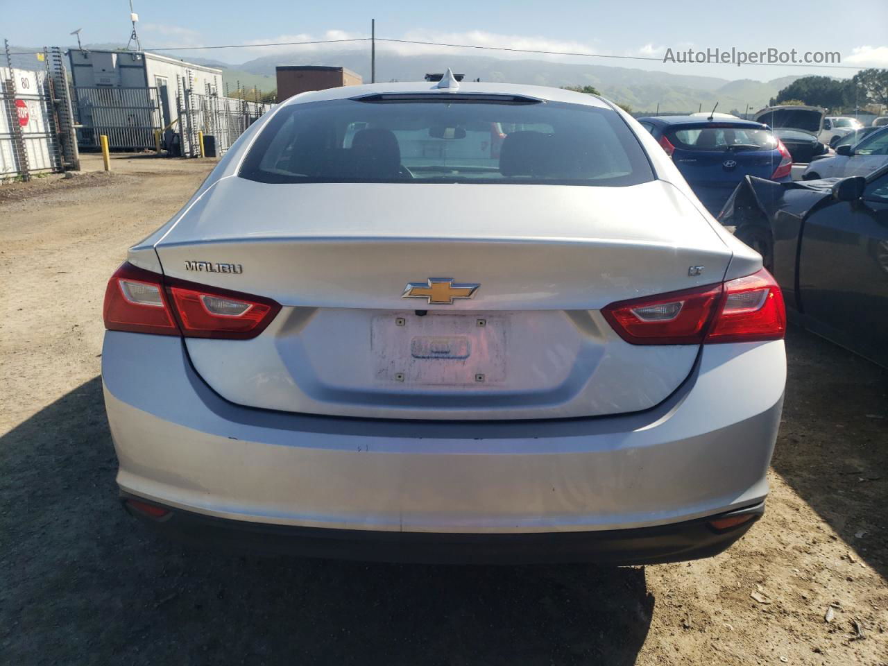 2018 Chevrolet Malibu Lt Silver vin: 1G1ZD5ST3JF139143