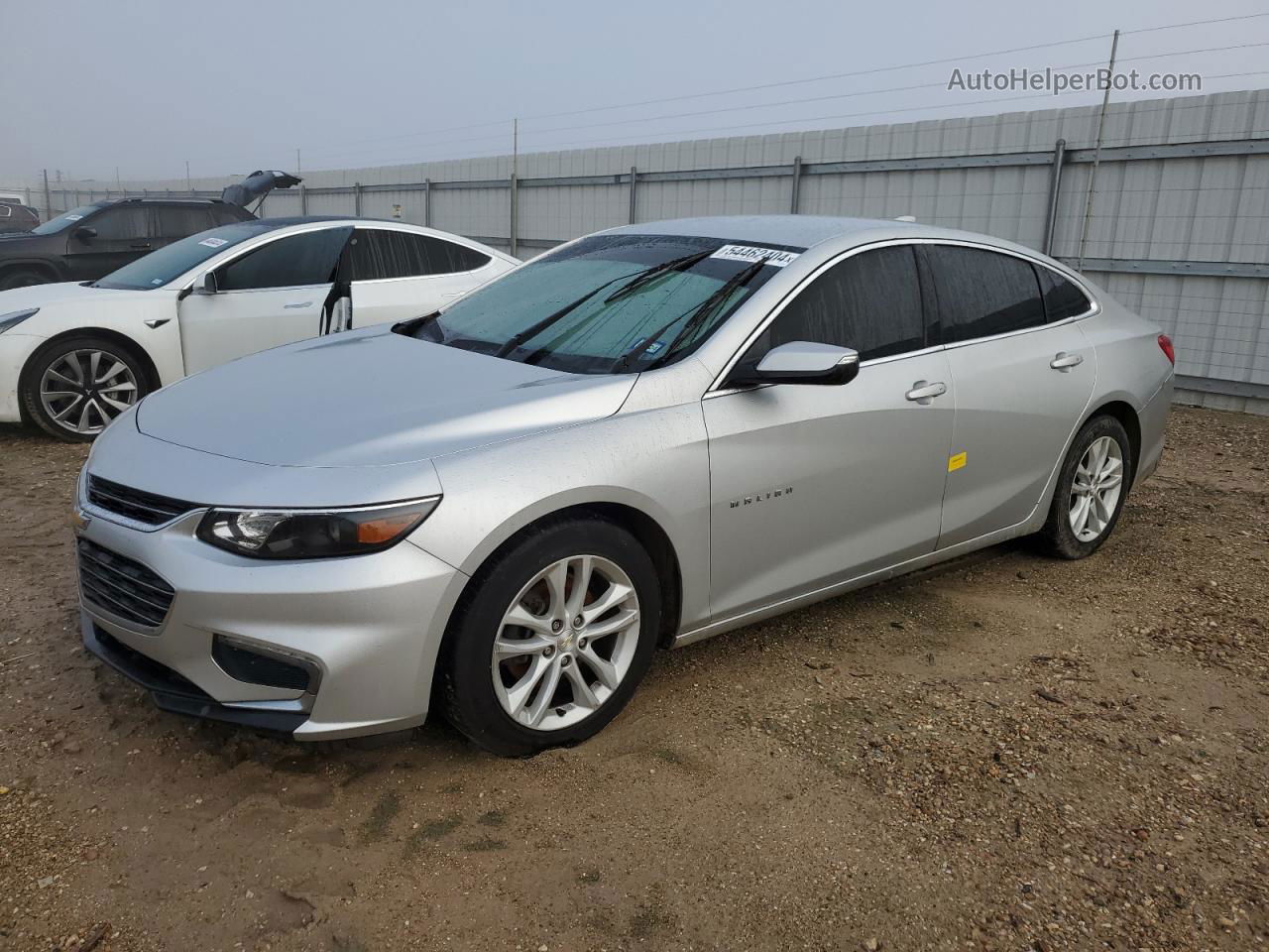 2018 Chevrolet Malibu Lt Silver vin: 1G1ZD5ST3JF171199