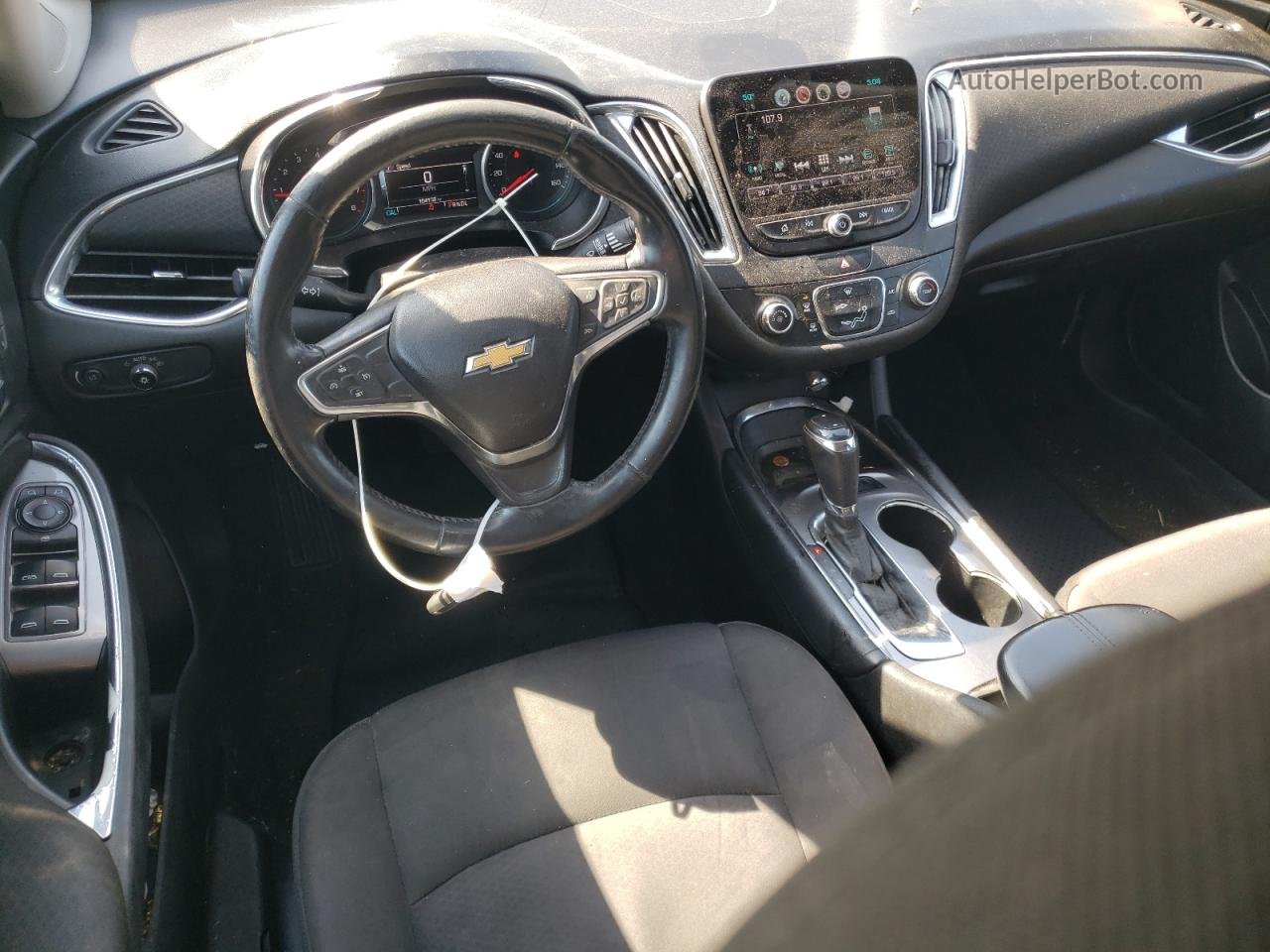 2018 Chevrolet Malibu Lt Серый vin: 1G1ZD5ST4JF142312