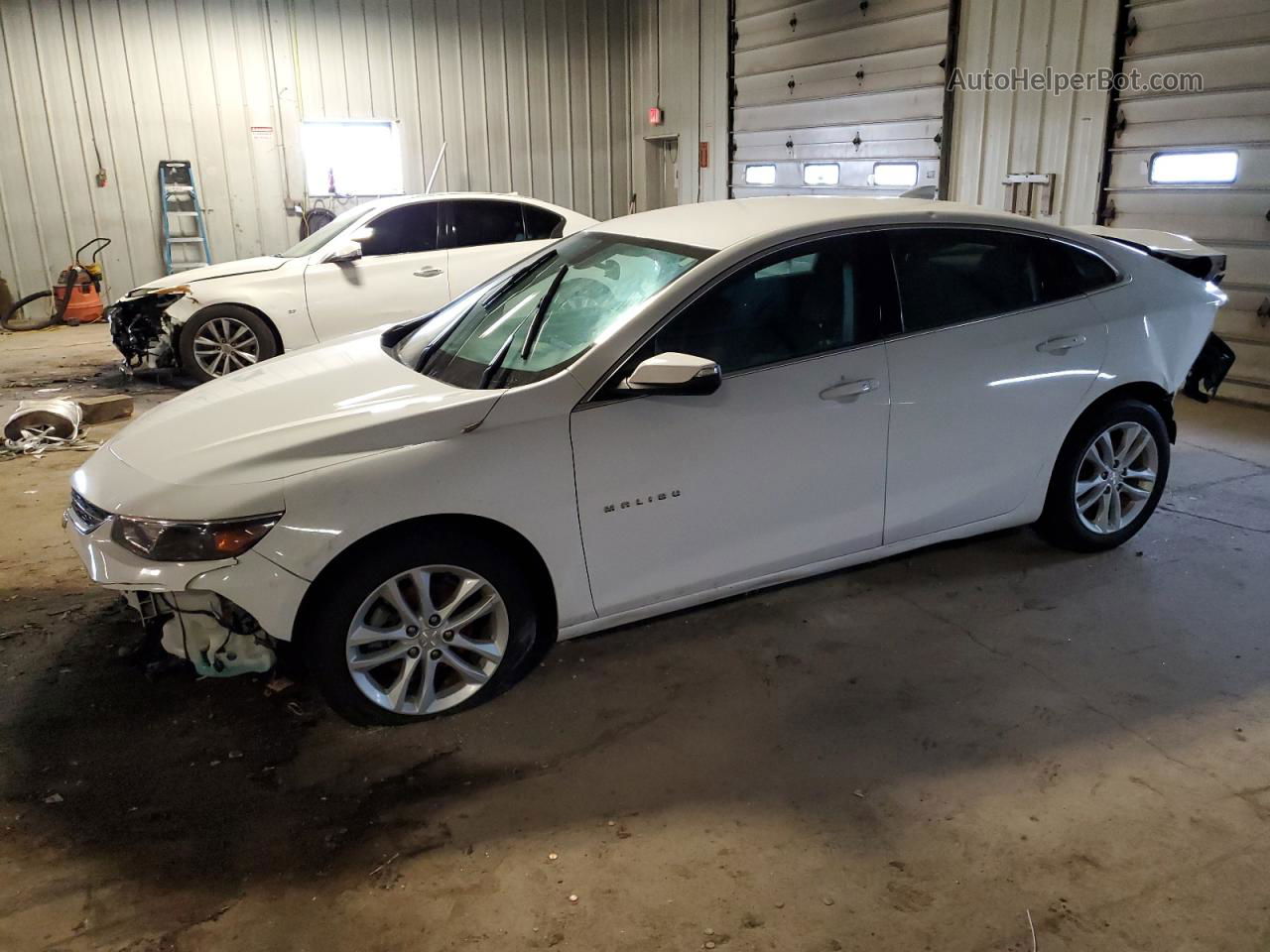 2018 Chevrolet Malibu Lt White vin: 1G1ZD5ST4JF145825