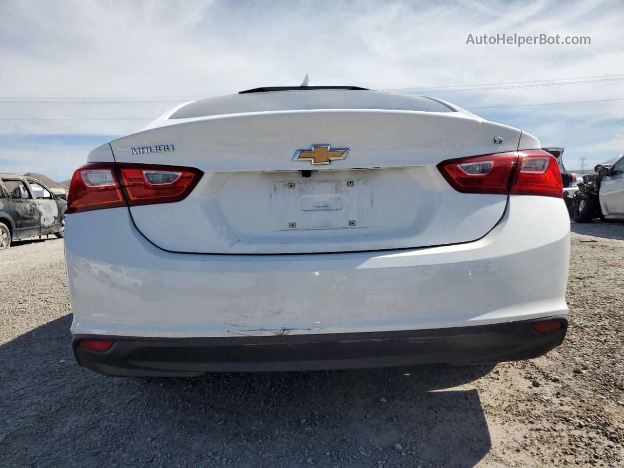 2018 Chevrolet Malibu Lt White vin: 1G1ZD5ST4JF261798