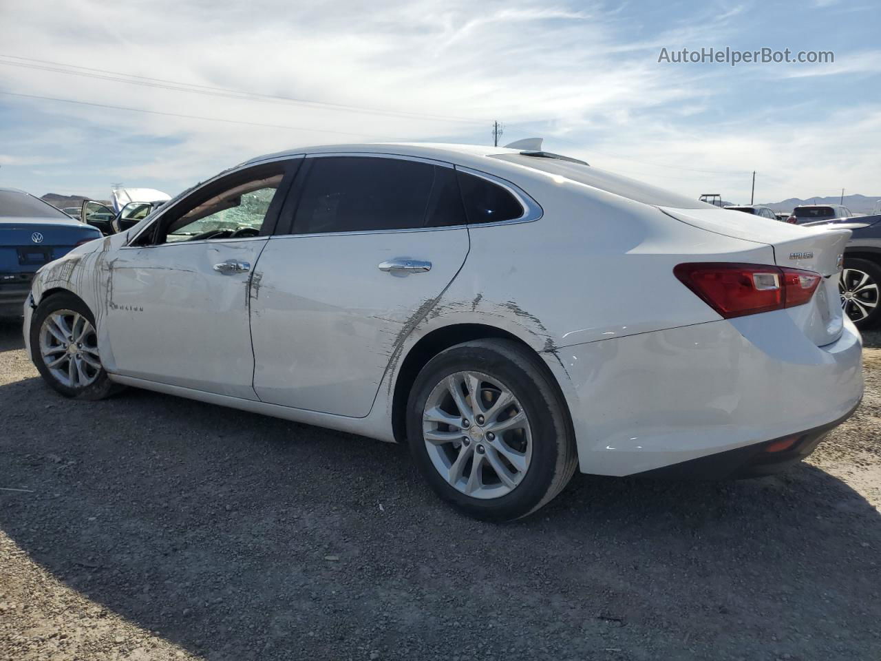 2018 Chevrolet Malibu Lt White vin: 1G1ZD5ST4JF261798