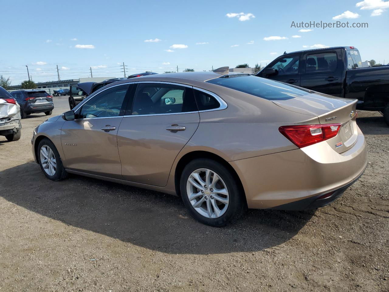 2018 Chevrolet Malibu Lt Tan vin: 1G1ZD5ST5JF199473