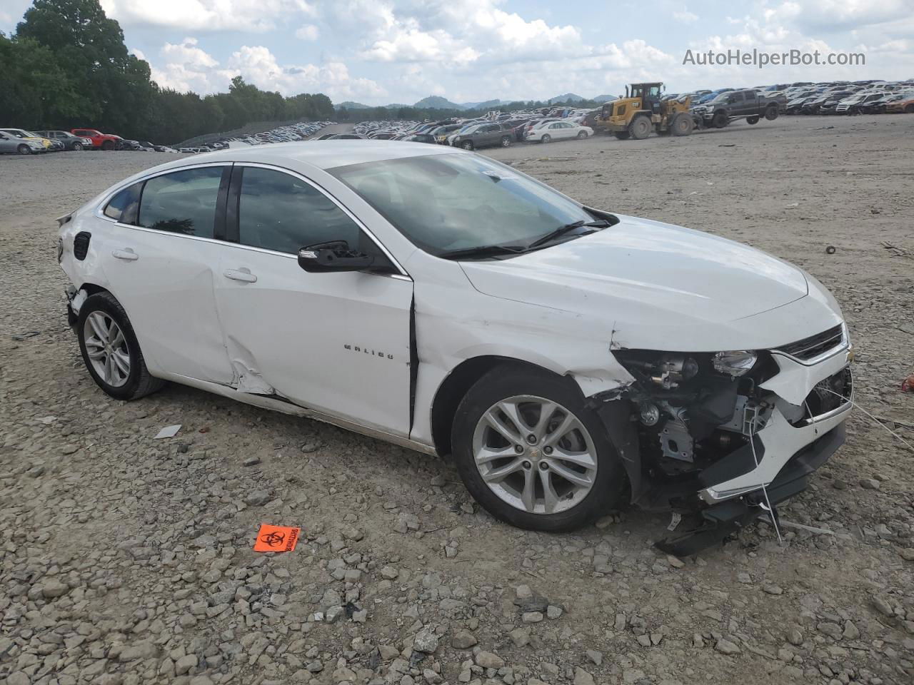 2018 Chevrolet Malibu Lt White vin: 1G1ZD5ST5JF217843