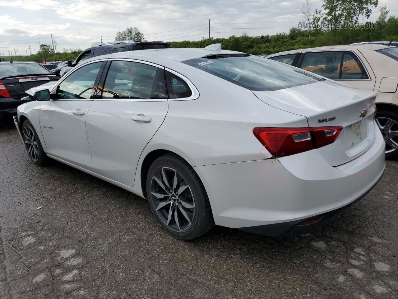 2018 Chevrolet Malibu Lt White vin: 1G1ZD5ST6JF119727