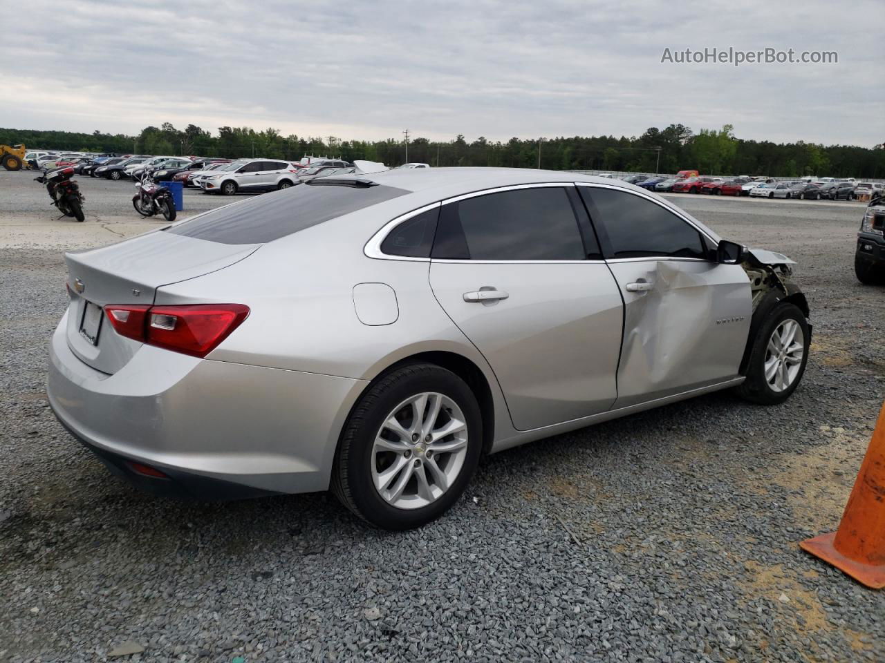 2018 Chevrolet Malibu Lt Silver vin: 1G1ZD5ST8JF246219