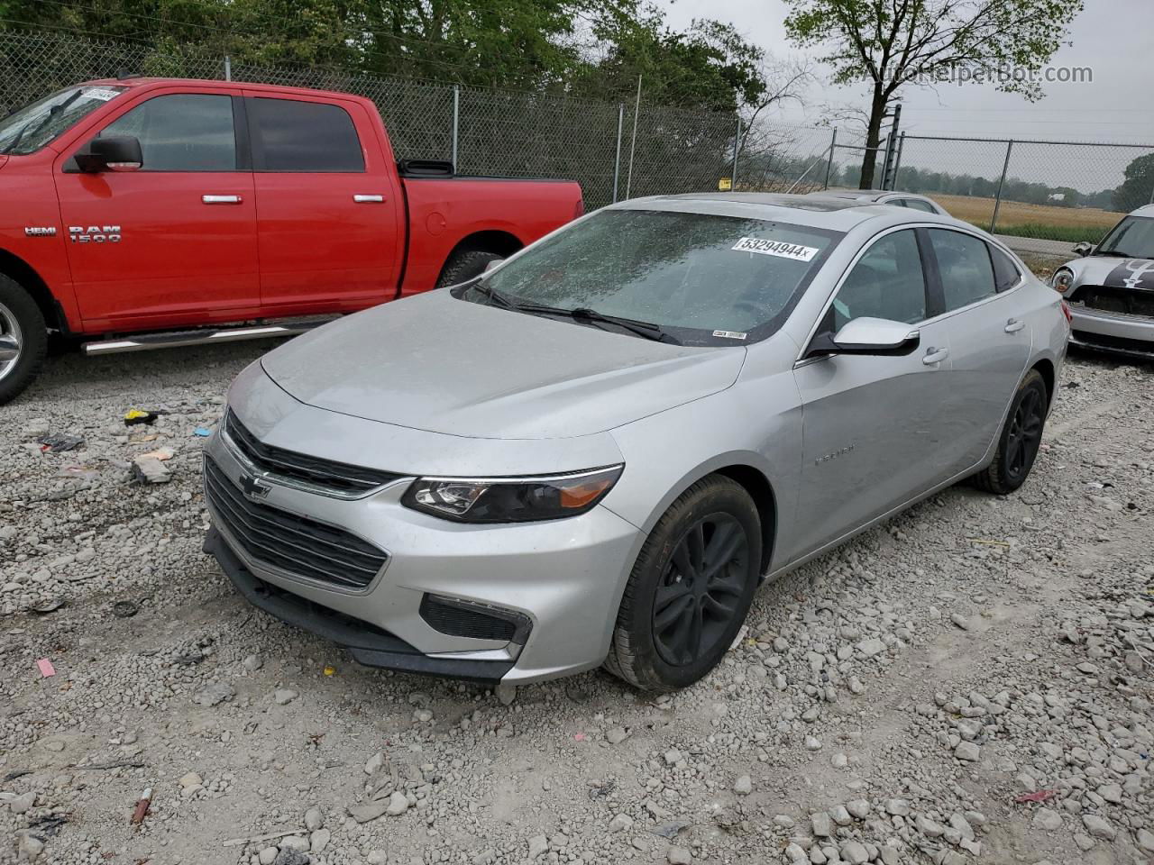 2018 Chevrolet Malibu Lt Silver vin: 1G1ZD5ST9JF144122