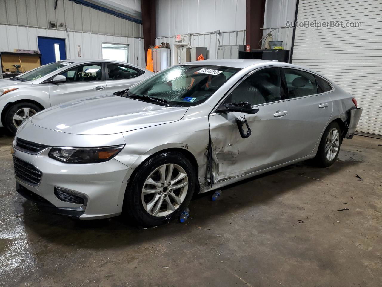 2018 Chevrolet Malibu Lt Silver vin: 1G1ZD5ST9JF276233