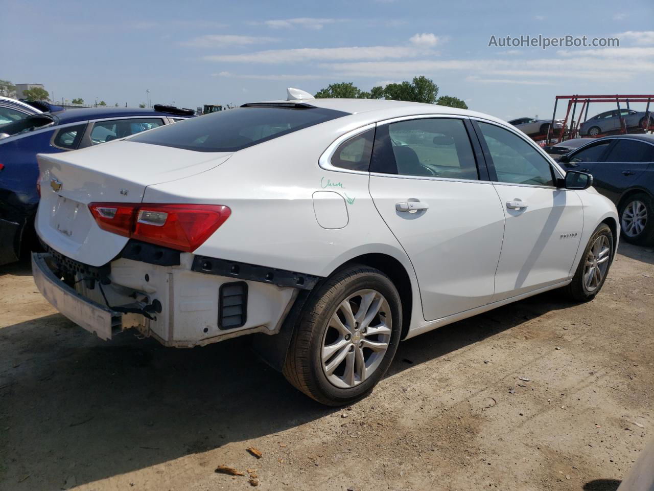 2018 Chevrolet Malibu Lt White vin: 1G1ZD5STXJF137647