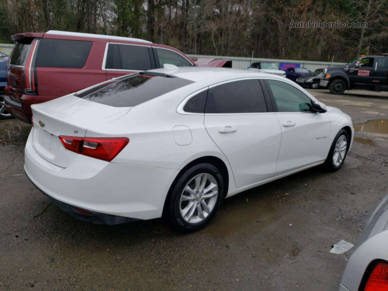 2017 Chevrolet Malibu Lt Белый vin: 1G1ZE5ST0HF148809