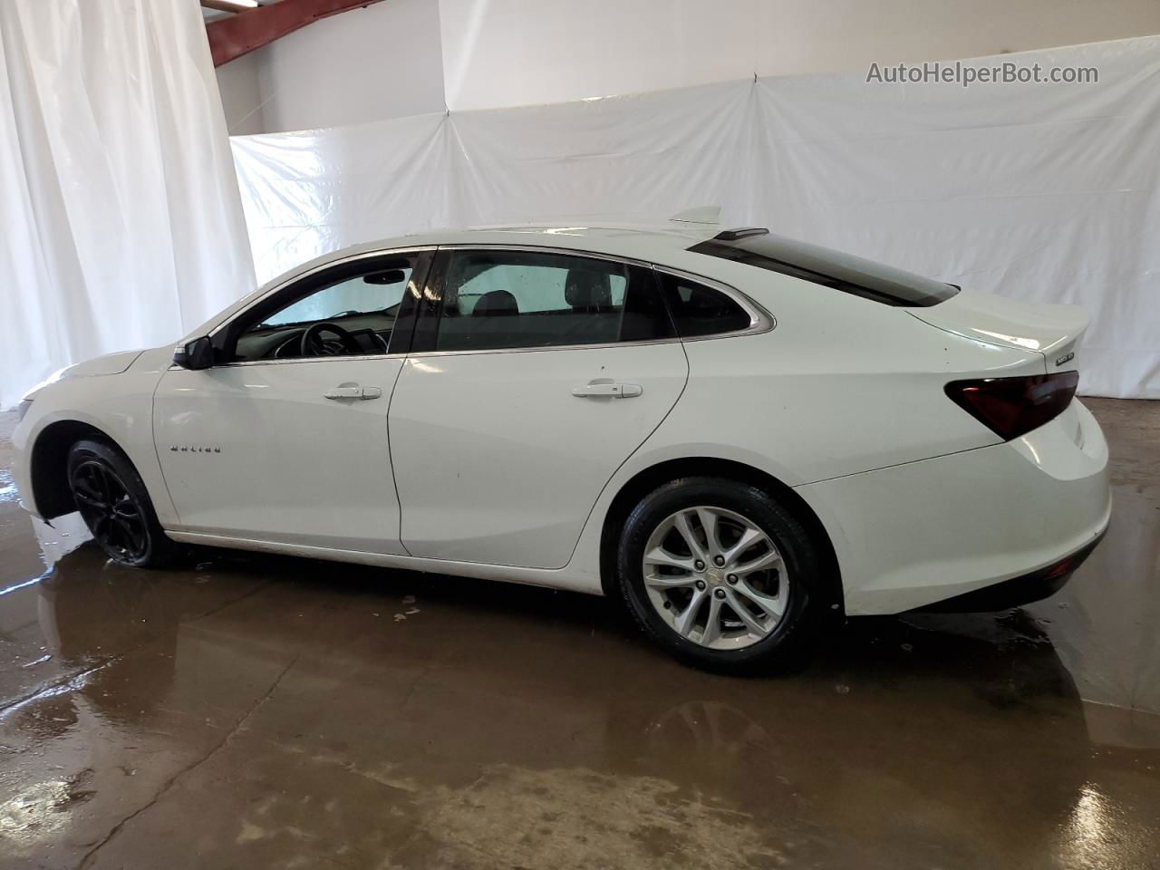 2017 Chevrolet Malibu Lt White vin: 1G1ZE5ST1HF132408