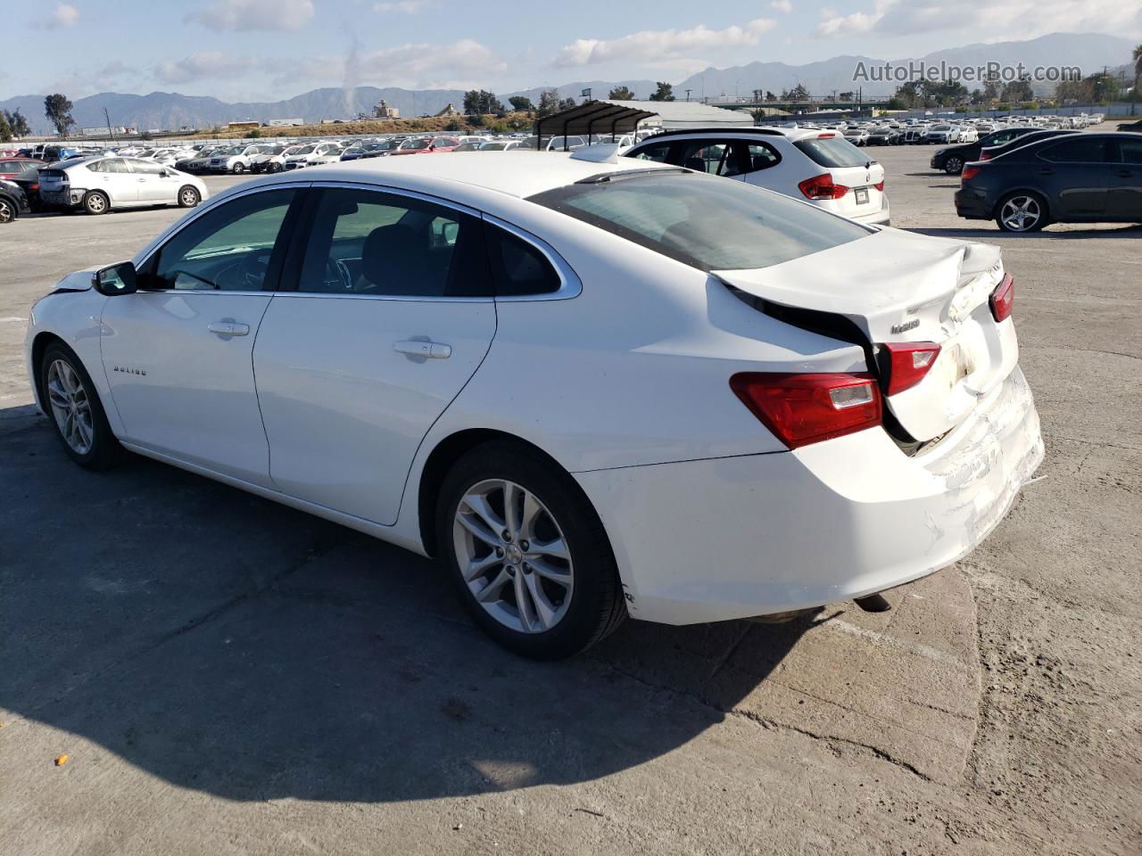 2017 Chevrolet Malibu Lt White vin: 1G1ZE5ST2HF116525