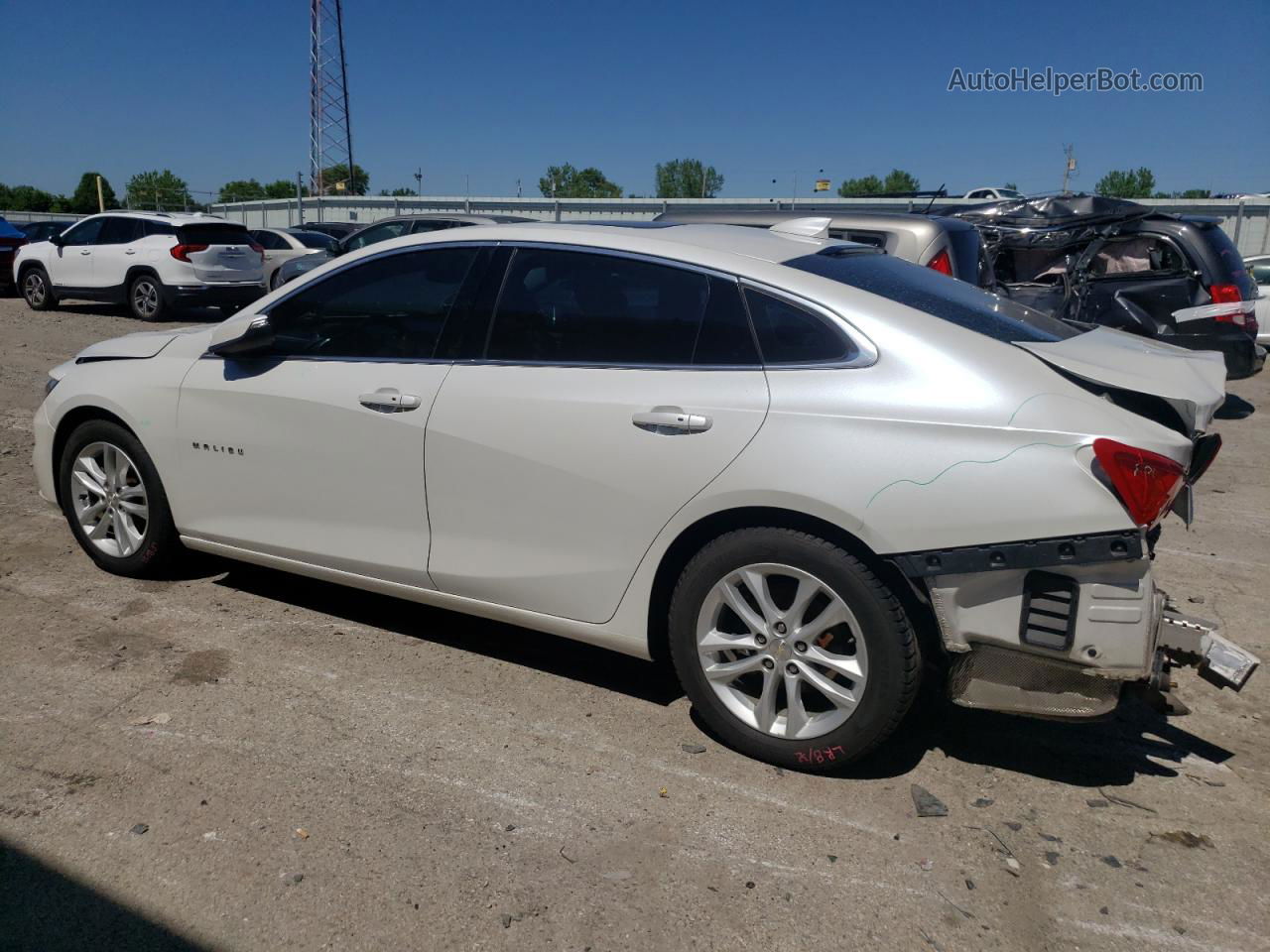 2017 Chevrolet Malibu Lt White vin: 1G1ZE5ST3HF170156