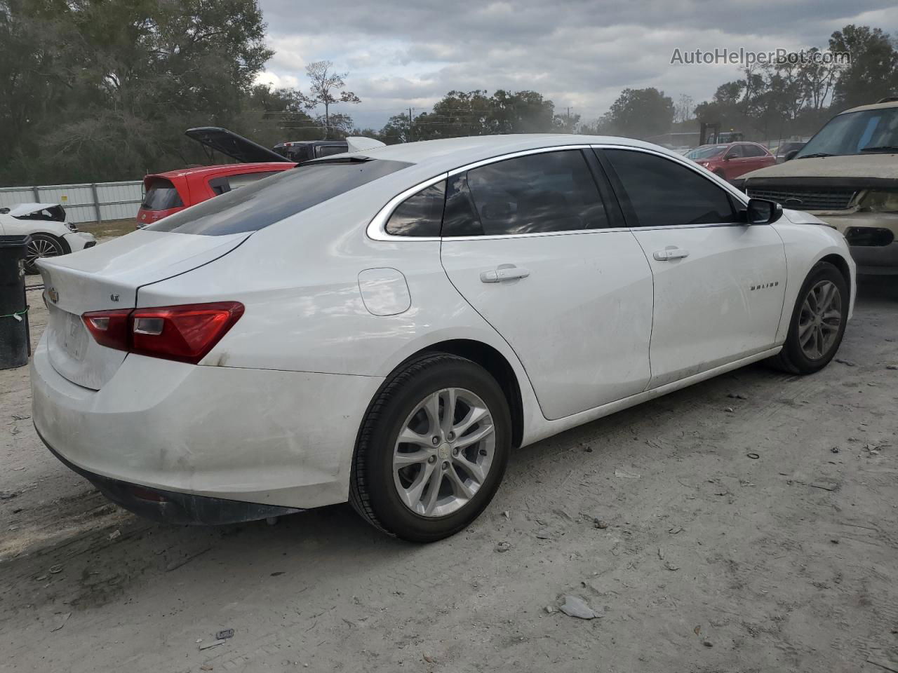 2017 Chevrolet Malibu Lt White vin: 1G1ZE5ST4HF290967