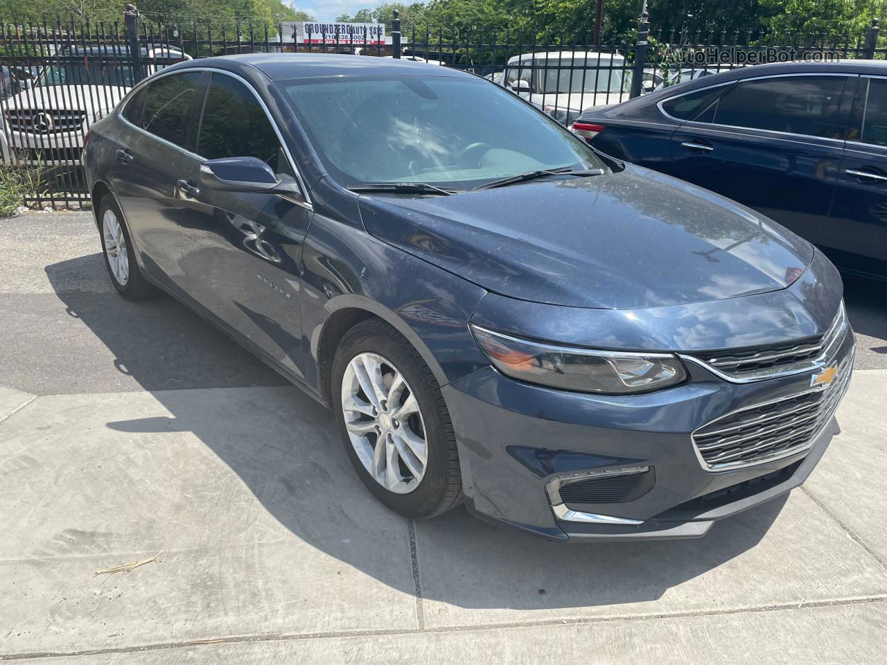 2017 Chevrolet Malibu Lt Синий vin: 1G1ZE5ST6HF120089