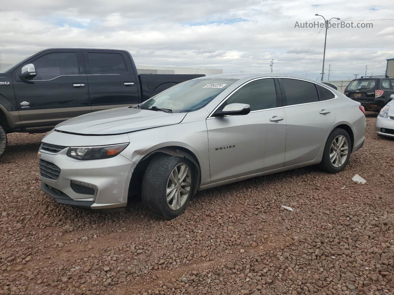 2017 Chevrolet Malibu Lt Серебряный vin: 1G1ZE5ST7HF246526