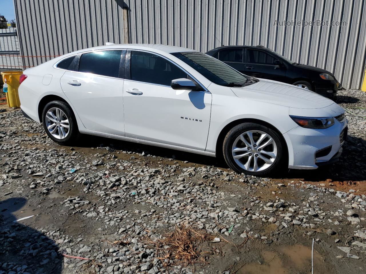 2017 Chevrolet Malibu Lt White vin: 1G1ZE5STXHF146887