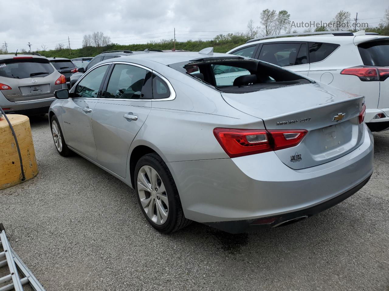 2018 Chevrolet Malibu Premier Silver vin: 1G1ZE5SX4JF287818