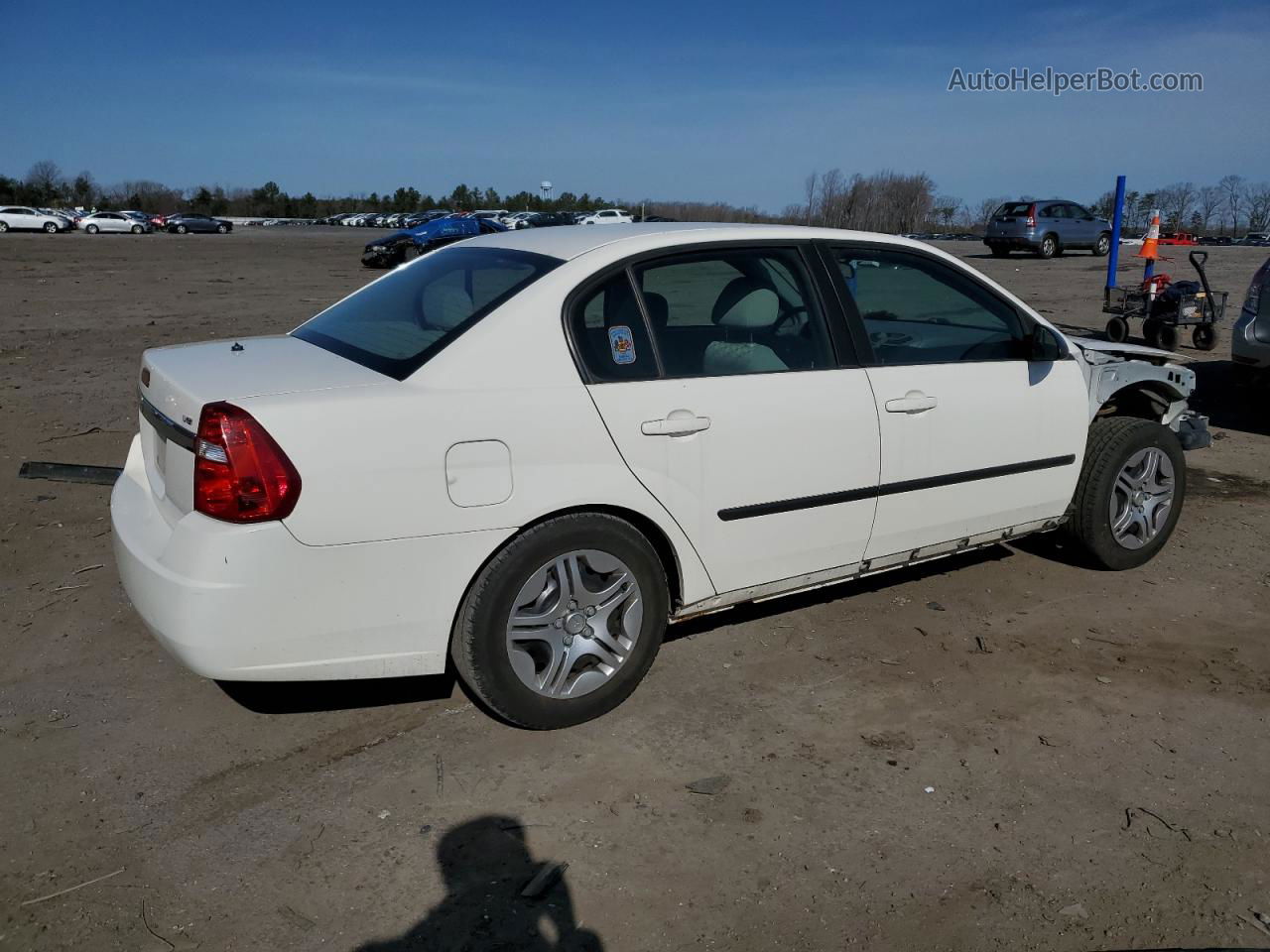 2004 Chevrolet Malibu  White vin: 1G1ZS52844F166485