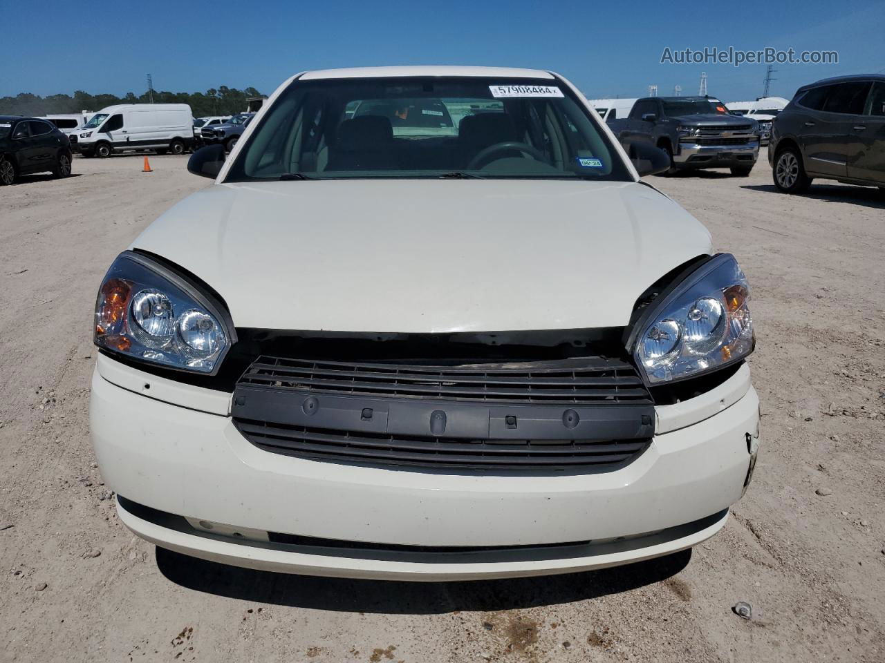 2004 Chevrolet Malibu  White vin: 1G1ZS52F24F204441