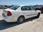 2004 Chevrolet Malibu  White vin: 1G1ZS52F24F204441