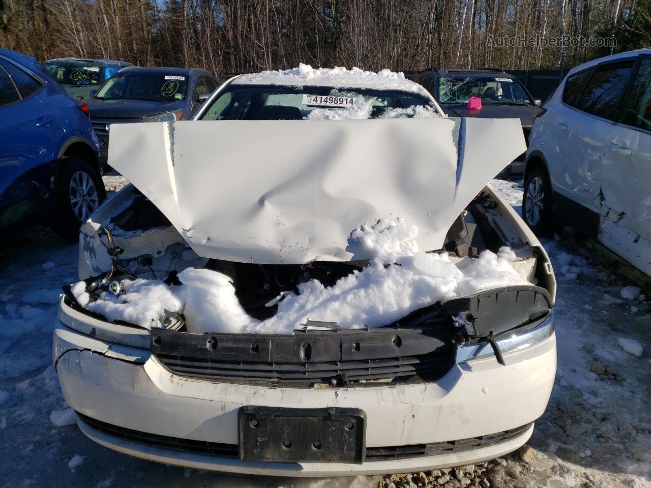 2004 Chevrolet Malibu  White vin: 1G1ZS52F54F243038