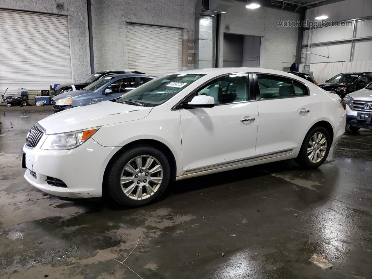 2013 Buick Lacrosse  White vin: 1G4GA5E31DF284801